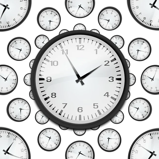 Time Series Analysis & Forecasting in R Programming Language